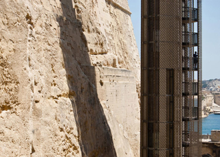 Illustration for article titled Ride an Outdoor Elevator to a Walkway in the Sky